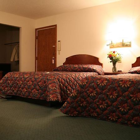 University Inn סידר פולס חדר תמונה